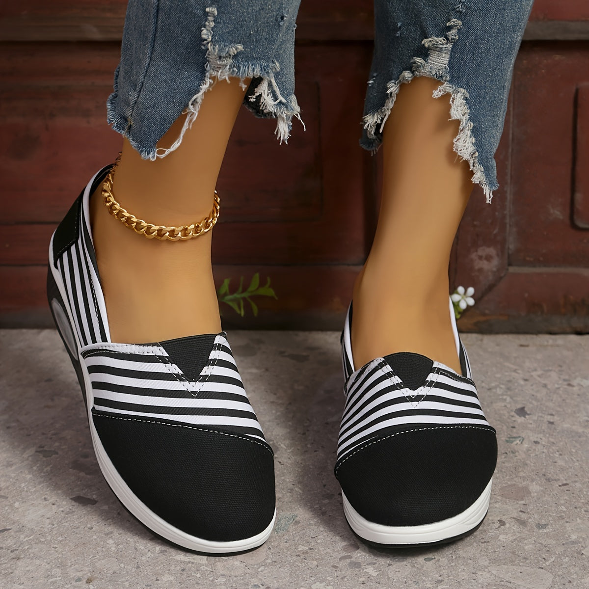 Hayden Lilli | Orthopedic Sneakers