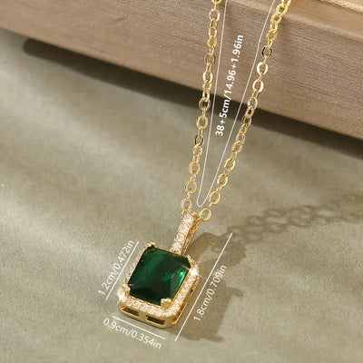 Hayden Magaret | Emerald Necklace