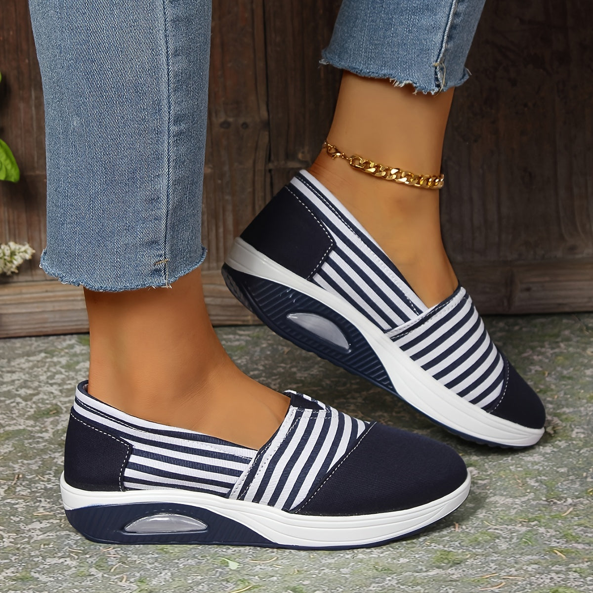 Hayden Lilli | Orthopedic Sneakers