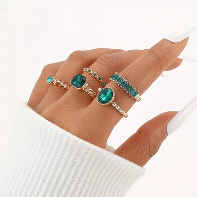 Hayden Maggie | Set of Exquisite Emerald Rings