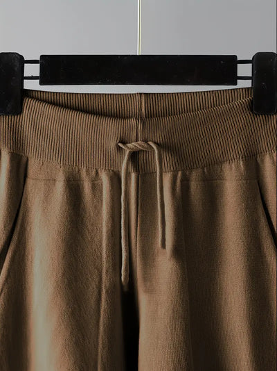 Hayden Selara | Two-Piece Set with Long Sleeves