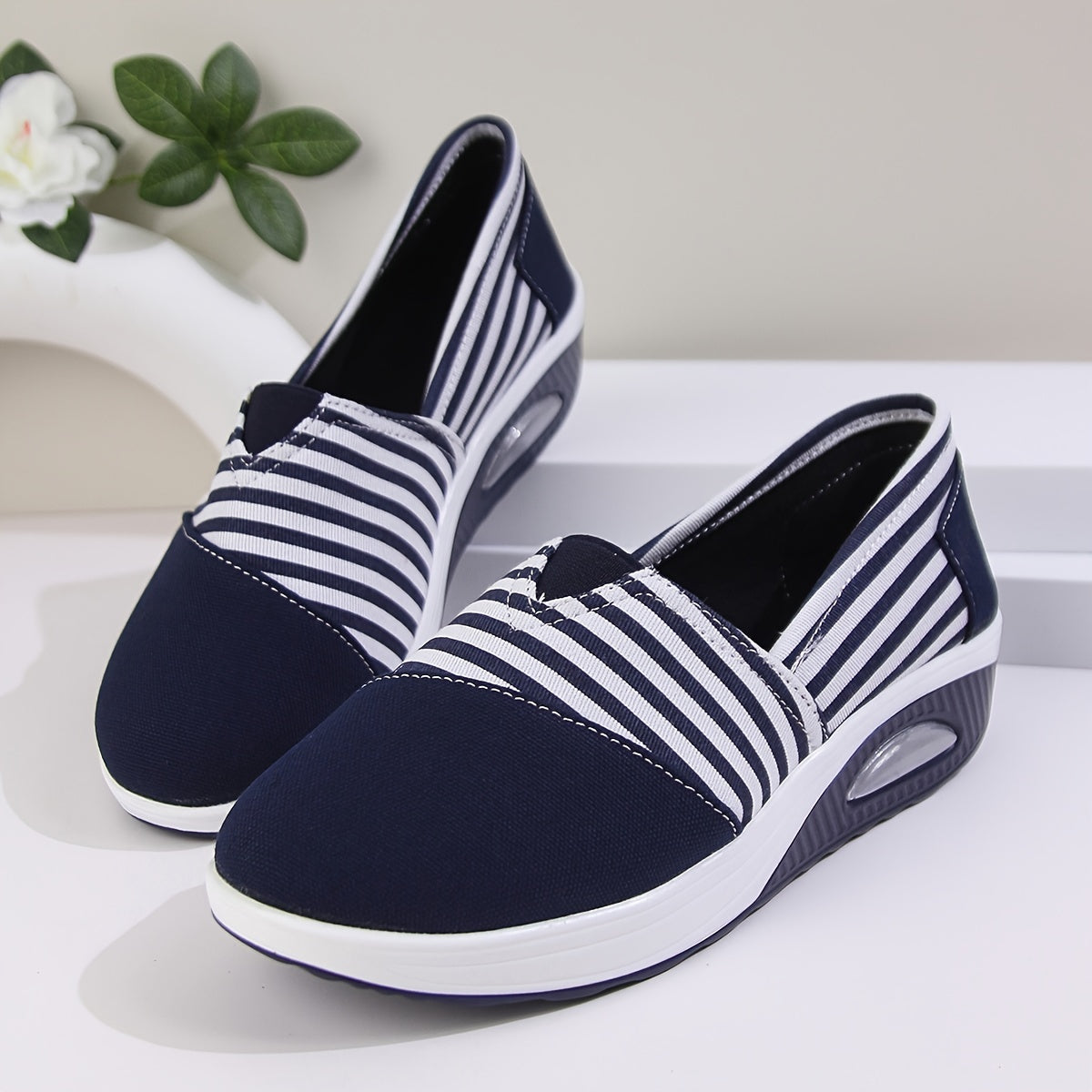 Hayden Lilli | Orthopedic Sneakers