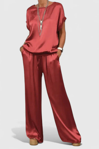 Hayden Kim | Comfortable Two-Piece Set