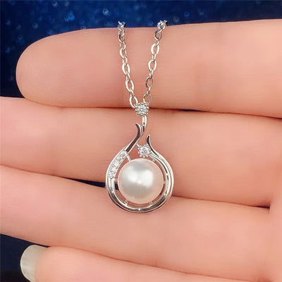 Hayden Cana | Natural Cubic Pearl Necklace