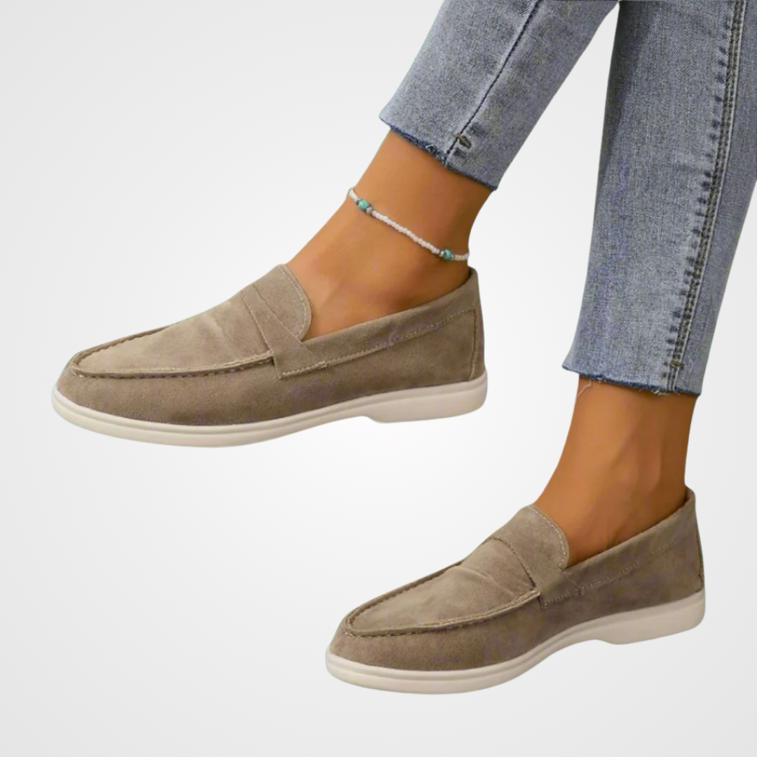 Hayden Hannah | Handmade elegant suede loafers
