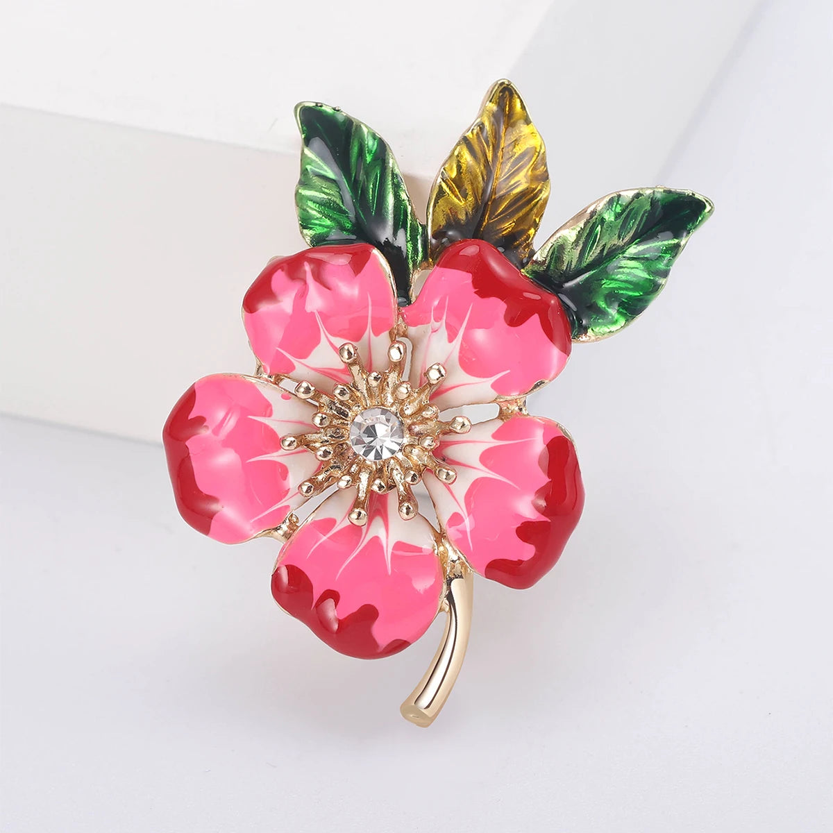 Hayden Ena | Special Vintage Floral Brooch
