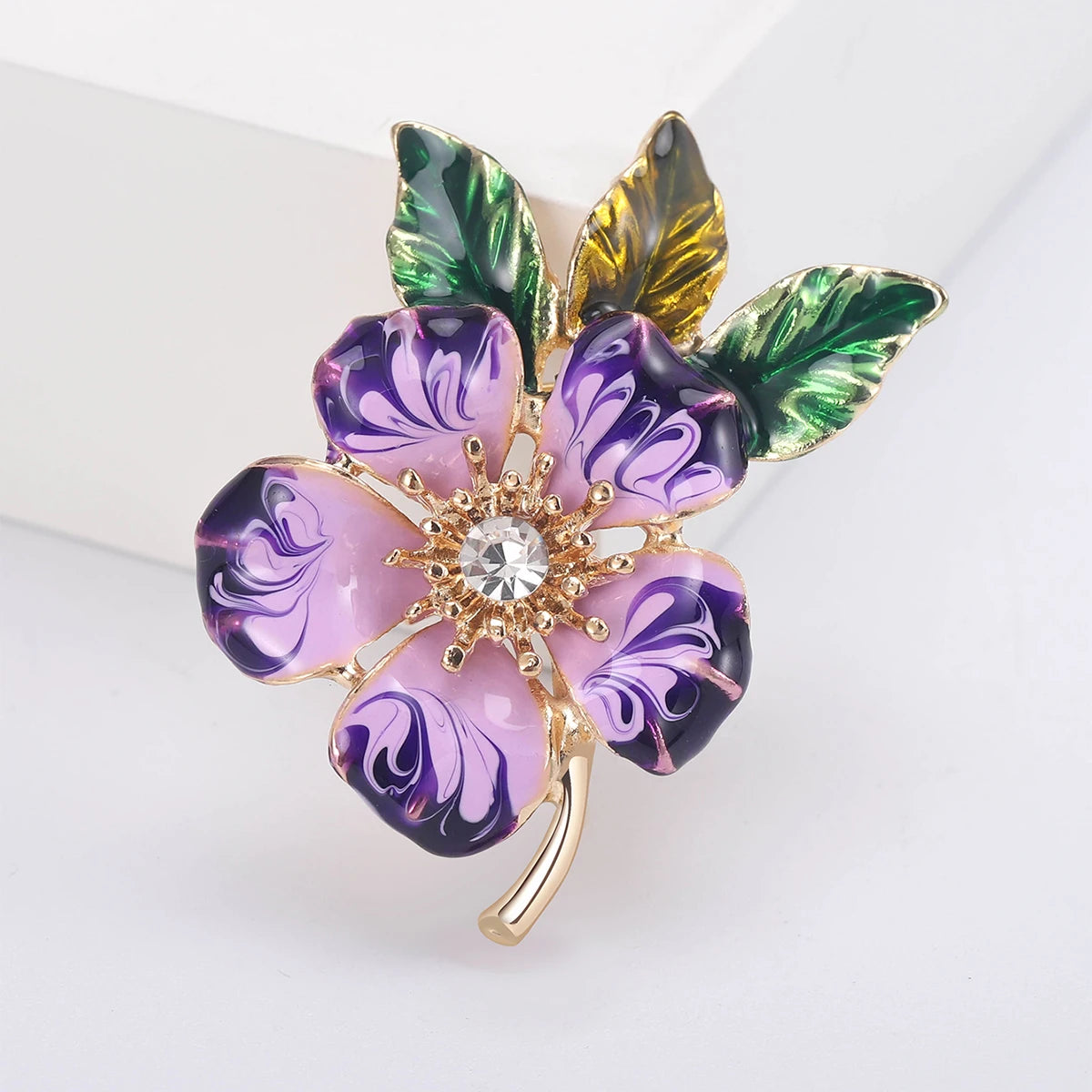 Hayden Ena | Special Vintage Floral Brooch