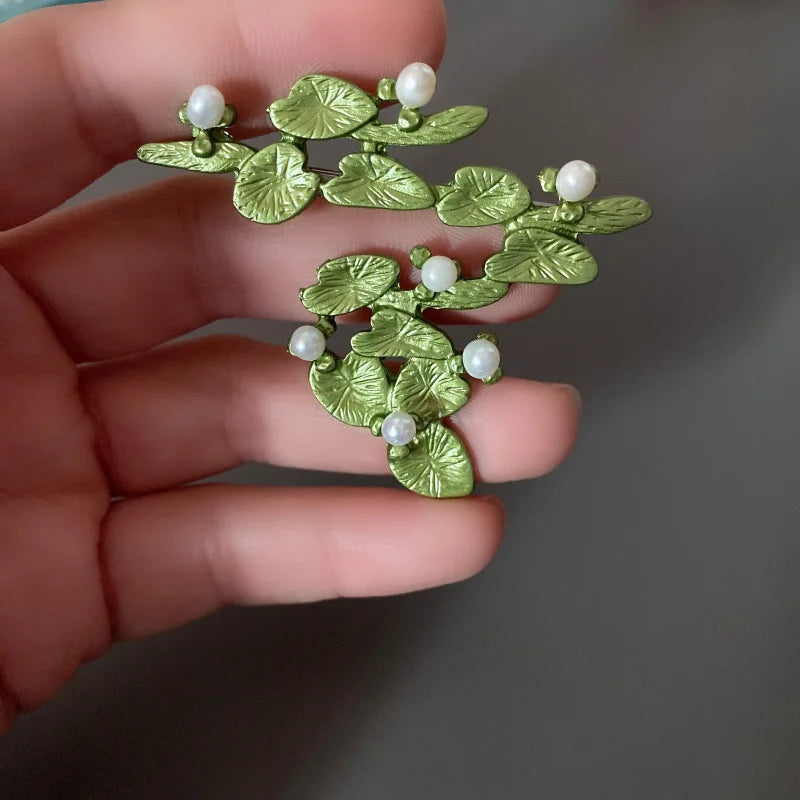 Hayden Flora | Women Vintage Floral Brooches