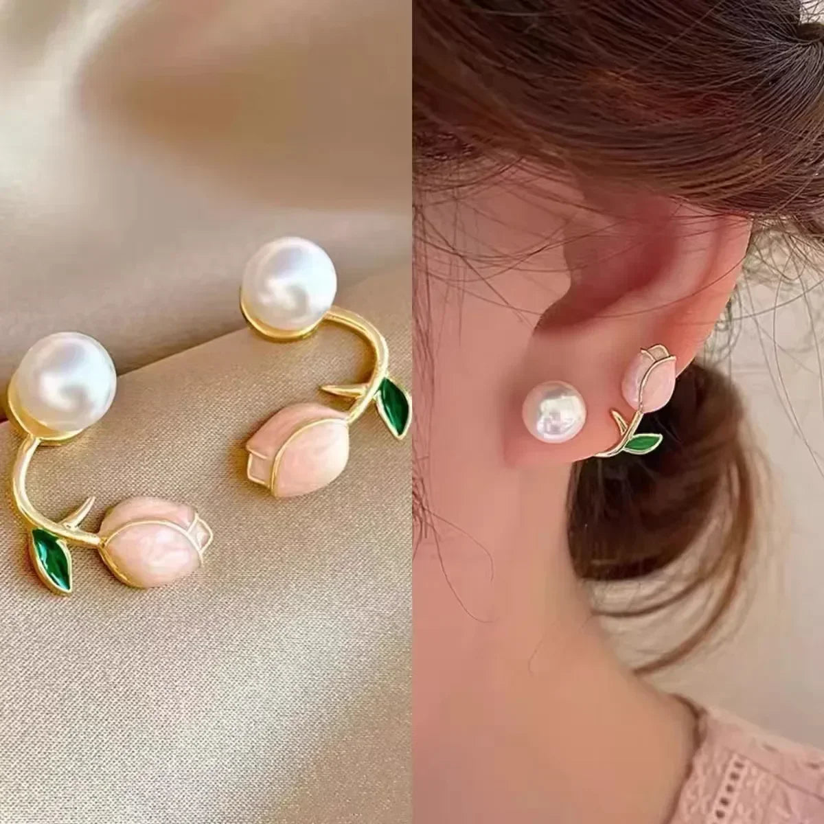 Hayden Ena | Pearl Tulip Stud Earrings