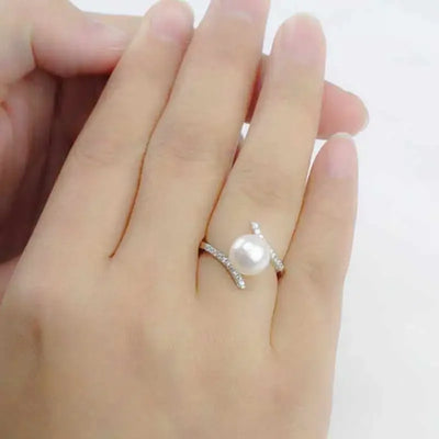 Hayden Joel | Elegant Pearl Ring