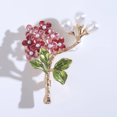 Hayden Ena | Special Vintage Floral Brooch