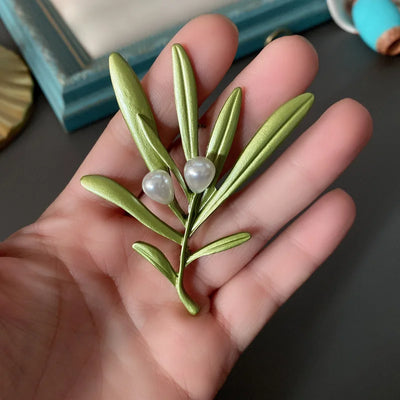 Hayden Flora | Women Vintage Floral Brooches