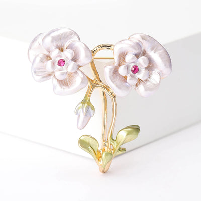Hayden Ena | Special Vintage Floral Brooch