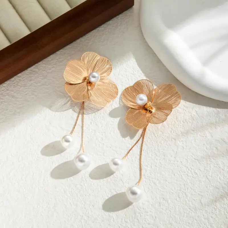 Hayden Mandy | Romantic Flower Pearl Drop Earrings
