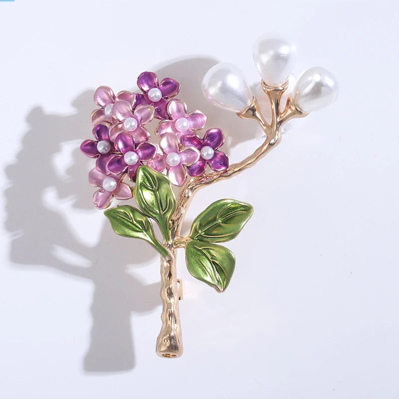 Hayden Ena | Special Vintage Floral Brooch