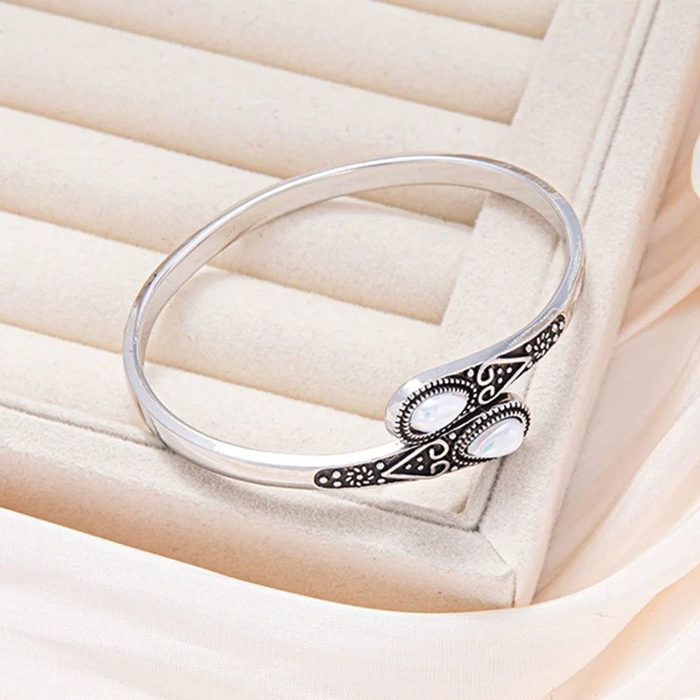 Hayden Agata | BOHO Waterdrop Stone Bracelet