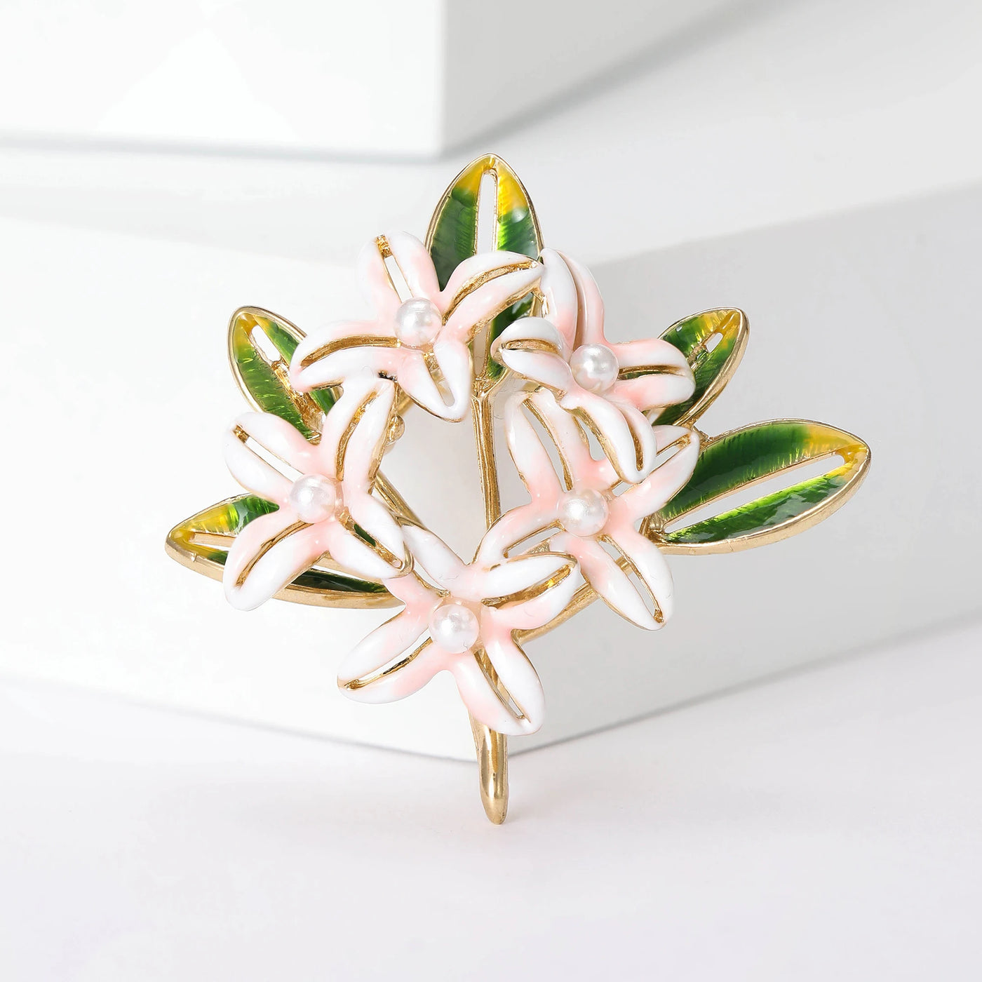 Hayden Ena | Special Vintage Floral Brooch