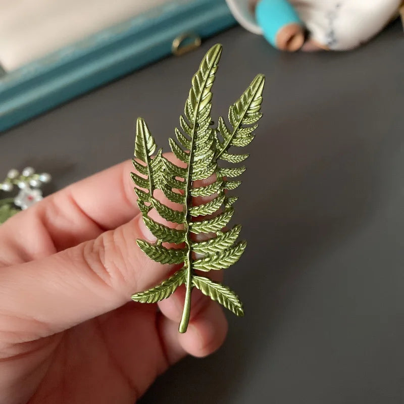 Hayden Flora | Women Vintage Floral Brooches