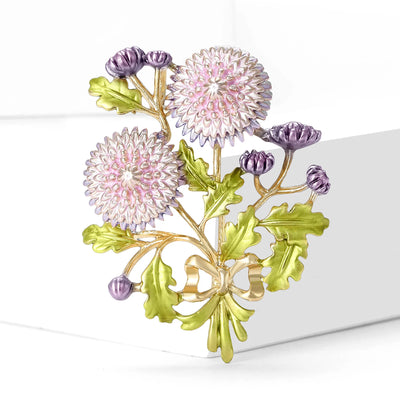 Hayden Ena | Special Vintage Floral Brooch