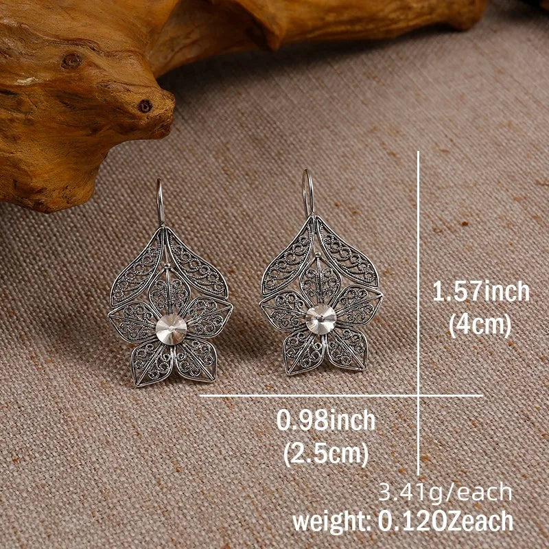 Hayden Folhas | Vintage BOHO Sculpture Dangle Earrings