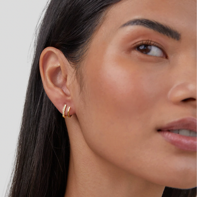 Hayden Ruthie | Claw Gold & Crystal Earrings