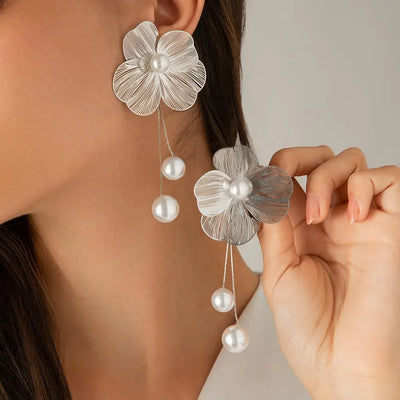 Hayden Mandy | Romantic Flower Pearl Drop Earrings