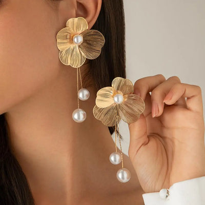 Hayden Mandy | Romantic Flower Pearl Drop Earrings