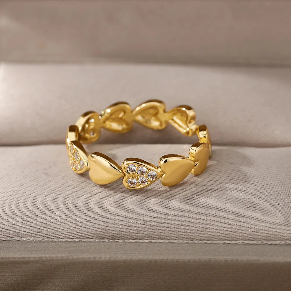 Hayden Britt | Round Heart Ring