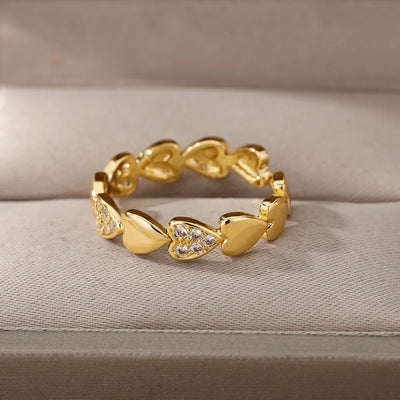 Hayden Britt | Round Heart Ring