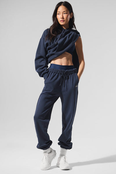 Accolade Sweatpant - Navy