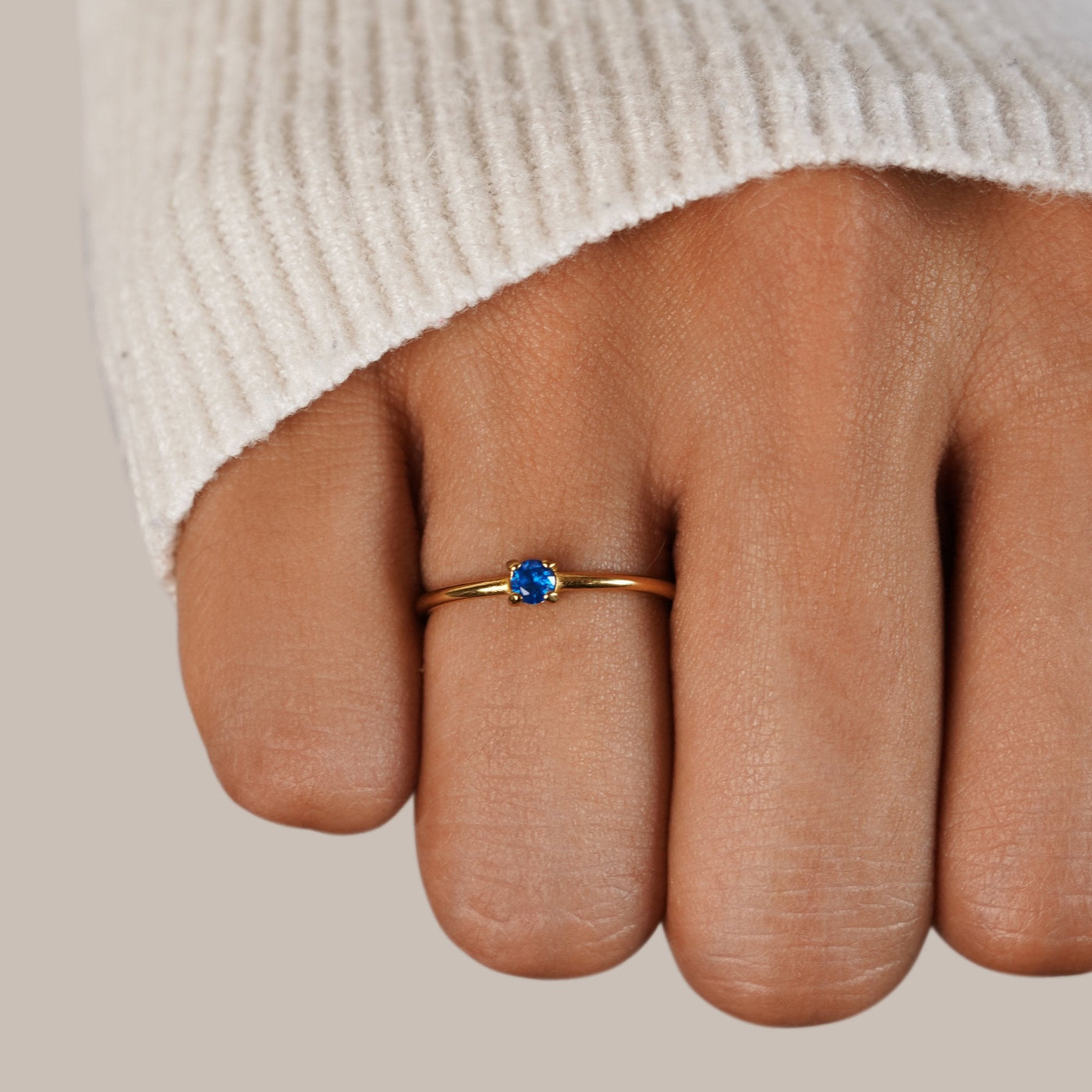 Hayden Daisy | Unique Birthstone Rings