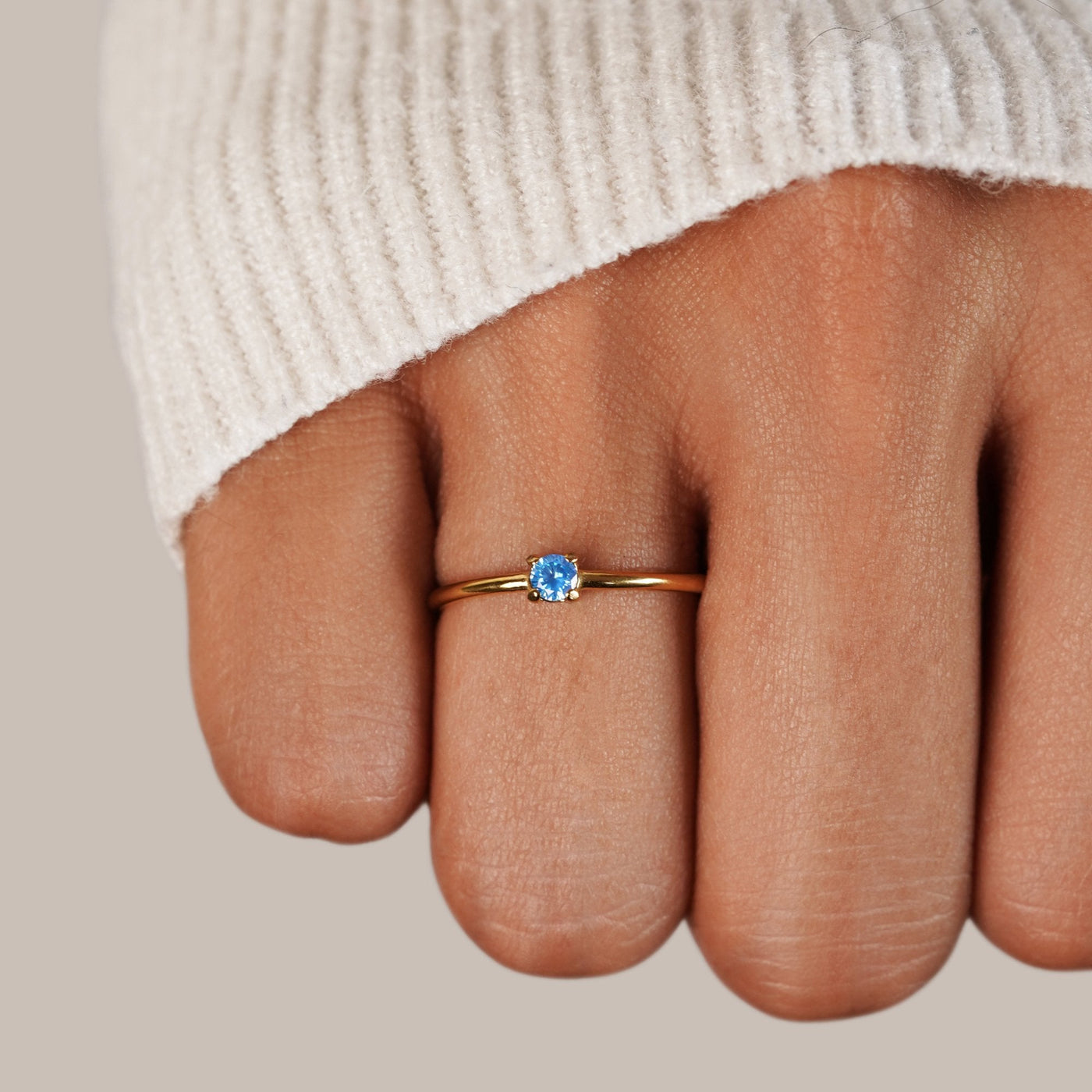 Hayden Daisy | Unique Birthstone Rings