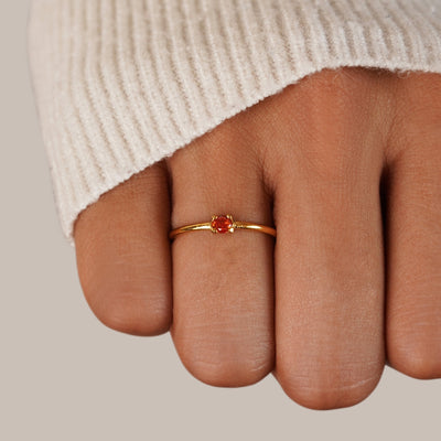 Hayden Daisy | Unique Birthstone Rings