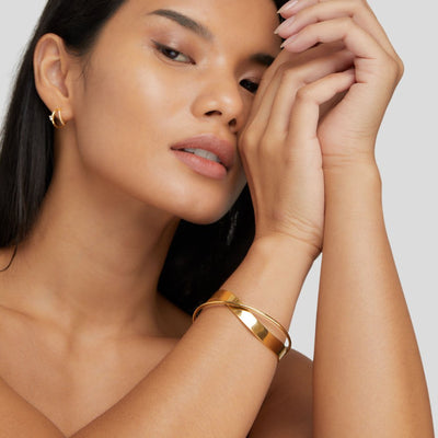 Hayden Alana | Unique Gold Bangle