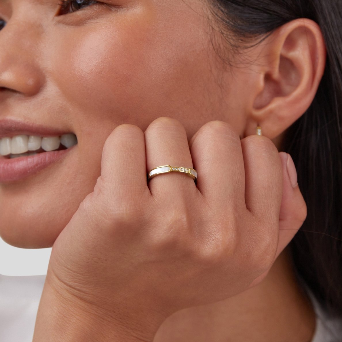Hayden Unity | Pearl & Crystal Ring
