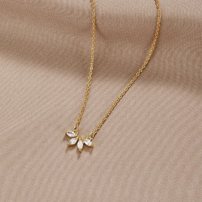 Hayden Brielle | Omelia Crystal Leaf Necklace